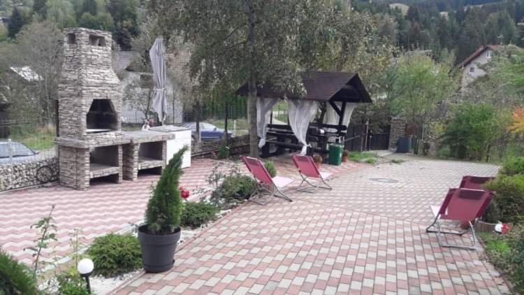 Hotel Casa Daniel à Bran  Extérieur photo